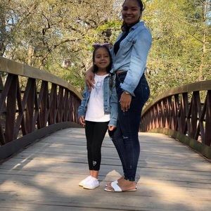 Meet your Posher, Esther